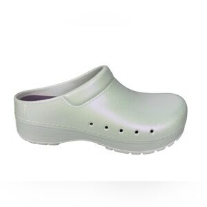 Dansko Womens 38 US 8 Kane White Molded EVA Clog Pearl Iridescent 4145616100